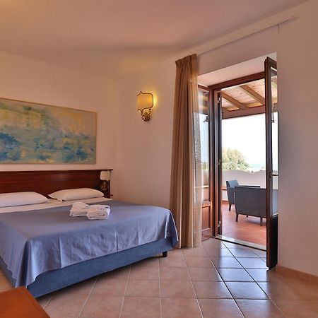 Hotel Villa Cute - Hvc Липари Экстерьер фото