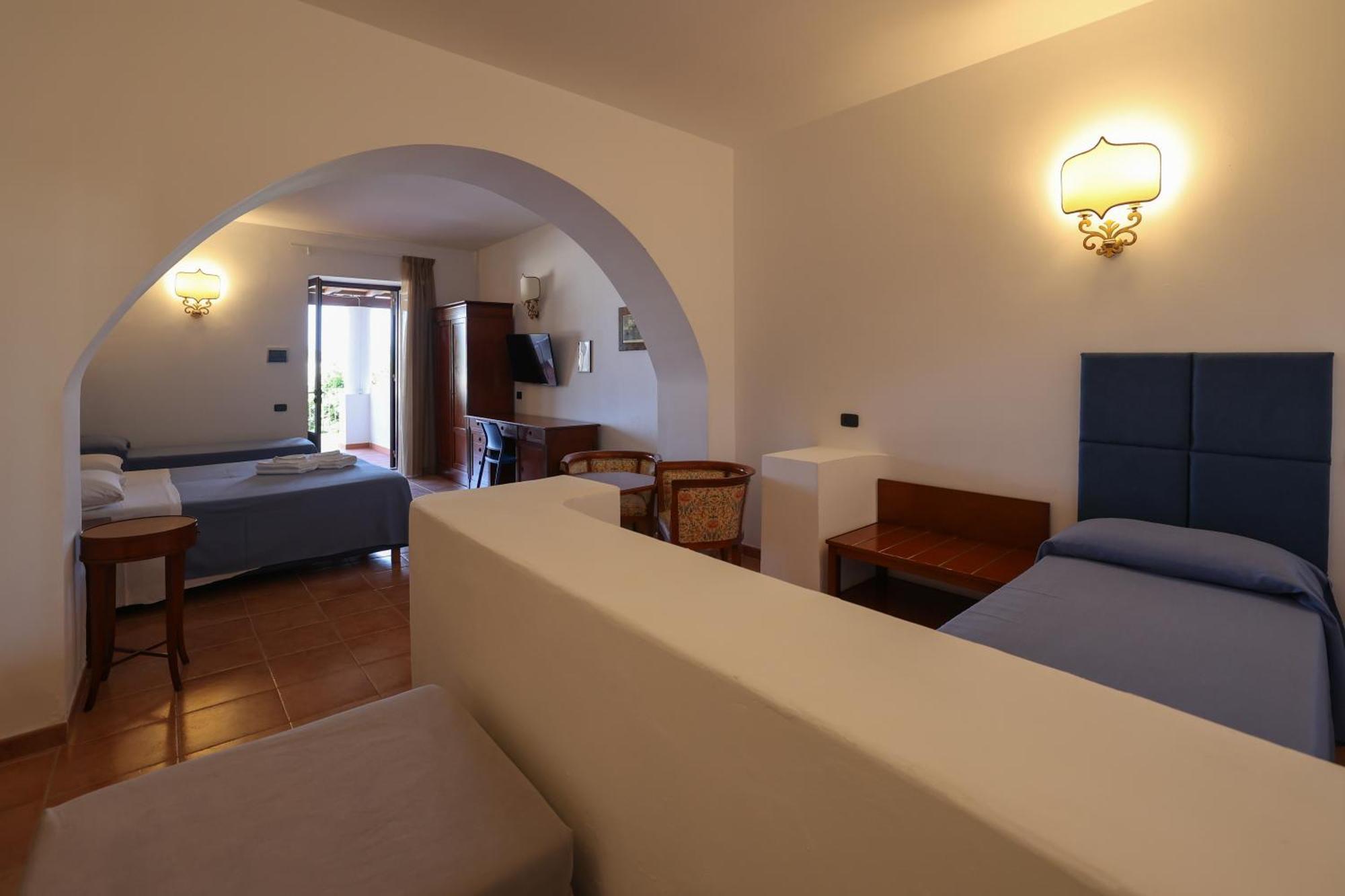 Hotel Villa Cute - Hvc Липари Экстерьер фото