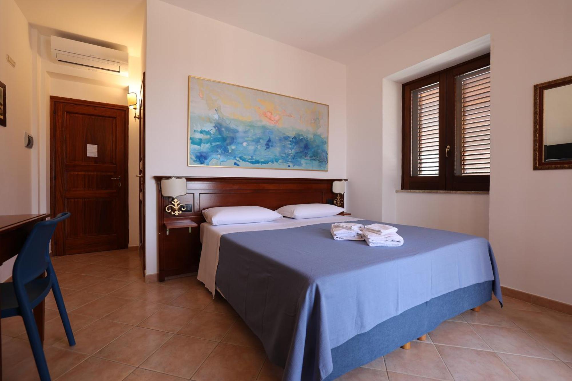 Hotel Villa Cute - Hvc Липари Экстерьер фото